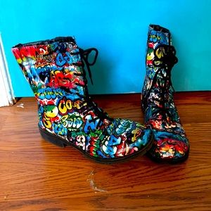 Graffiti combat boots